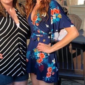 Express Floral Tie Back Kimono Sleeve Romper Sz S